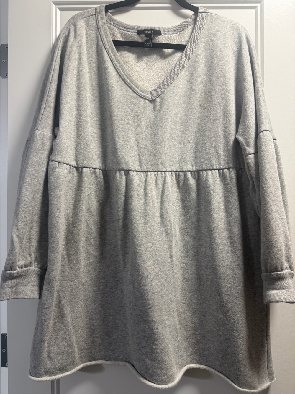 Forever 21 Light Gray V-Neck Babydoll Tunic